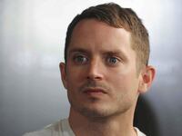 articles/2016/05/23/elijah-wood-claims-hollywood-is-in-the-grip-of-massive-pedophilia-epidemic/160523-sykes-elijah-wood2-tease_qxvtzt