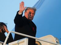 2020-12-23T213106Z_2029644495_RC29TK9AV5O0_RTRMADP_3_USA-TRUMP_wsgexm