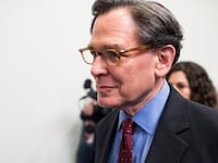 articles/2015/06/26/sid-blumenthal-s-israel-michegas/150625-kirchick-blumental-tease_kq49na
