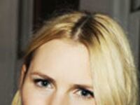 articles/2010/02/24/socialite-reality-star-or-thief/jones-grifter-socialite_83554_jewugb