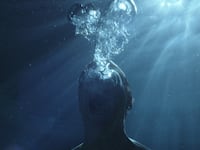 articles/2014/06/24/from-lost-to-the-rapture-creators-damon-lindelof-and-tom-perrotta-on-hbo-s-the-leftovers/140623-stern-leftovers-tease_f4vxl6