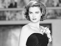 articles/2009/12/12/princess-graces-last-role/mcelwaine-grace-kelly_68856_rwlewg