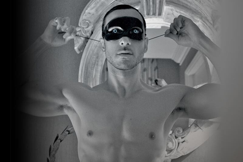 articles/2011/06/25/sir-ari-gold-my-music-isn-t-too-gay/music-too-gay-ari-gold_lalgg5