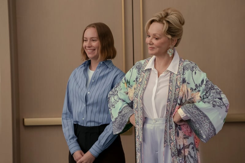 Hannah Einbinder and Jean Smart on “Hacks.”