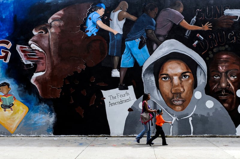 articles/2014/05/21/the-cost-what-stop-and-frisk-does-to-a-young-man-s-soul/140516-askew-stop-frisk-tease_ix9rdv