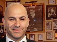articles/2016/09/06/return-of-a-new-york-bar-legend-can-alessandro-borgognone-make-chumley-s-cool-again/160905-teeman-chumleys-tease_te85gr