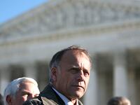 articles/2010/11/28/steve-king-the-republican-partys-immigration-warrior/curtis-steve-king_143671_dlc15q