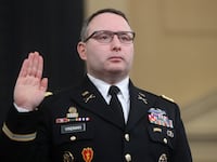 2019-11-19T143342Z_1694454038_RC2EED9H7NCU_RTRMADP_3_USA-TRUMP-IMPEACHMENT_xvky9y