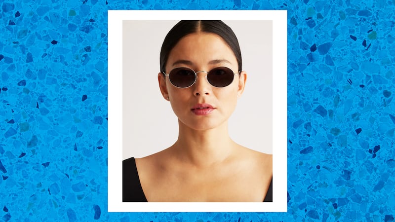 A photo illo illustration for the Looker for anti-slip sunglasses.
