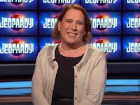 211218-jeopardy-amy-schneider-tease-01_acwhnn