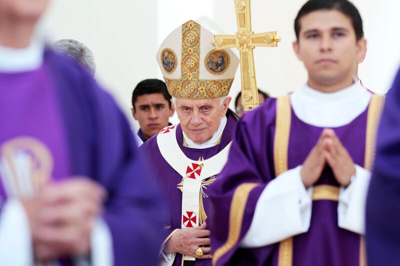 articles/2013/02/12/benedict-could-be-a-backseat-pope/130212-backseat-pope-nadeau-tease_z7yvhz