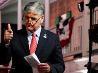 2020-08-27T024659Z_683504717_RC22MI963QDF_RTRMADP_3_USA-ELECTION-CONVENTION_usoryy