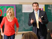 articles/2013/09/04/emmys-2013-julie-bowen-s-favorite-modern-family-moments-video/130902-bowen-curator-tease_hqkxdo
