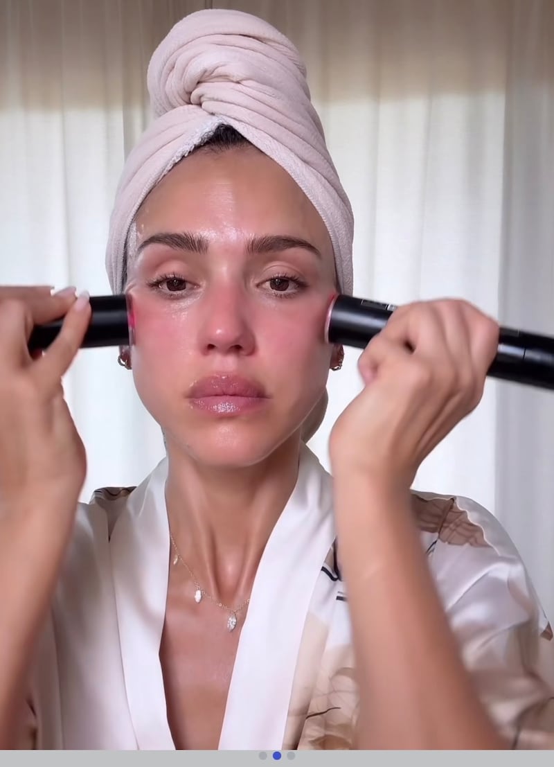 Jessica Alba used two Luma lasers while preparing her skin for makeup.