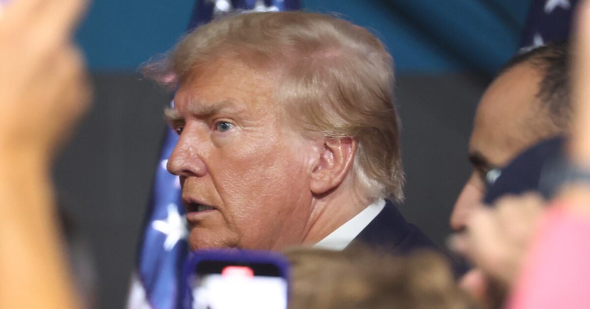 Donald Trump beendet seine Bemühungen, den Fall der Wahlbeeinträchtigung ...