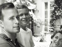 articles/2010/11/09/the-strange-bush-fetus-secret-barbara-bush-shows-george-w-bush-the-results-of-her-miscarriage-in-a-jar/schwartz-fetus_139590_g4ihy7