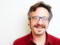 articles/2015/12/04/marc-maron-on-obama-gun-violence-and-the-great-american-asshole-donald-trump/151203-wilstein-marc-maron-tease_hbbdst