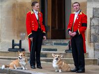 2022-09-19T213407Z_183726207_RC2EKW9MTWSN_RTRMADP_3_BRITAIN-ROYALS-QUEEN_gukeu9
