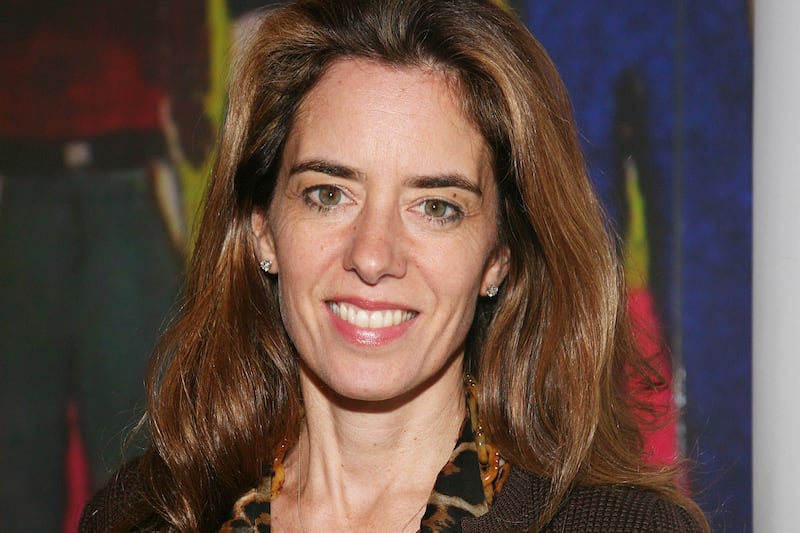 articles/2014/04/16/novelist-holly-peterson-talks-about-new-york-power-trippers-and-love/140415-holly-peterson-QA-tease_pmjazz