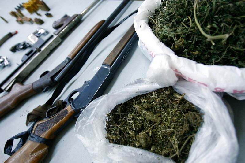 articles/2013/05/04/from-the-choom-gang-to-drug-warrior-barack-obama-keeps-bogarting-joints/130502-Gillespie-Obama-Drug-War-embed_x0mvam