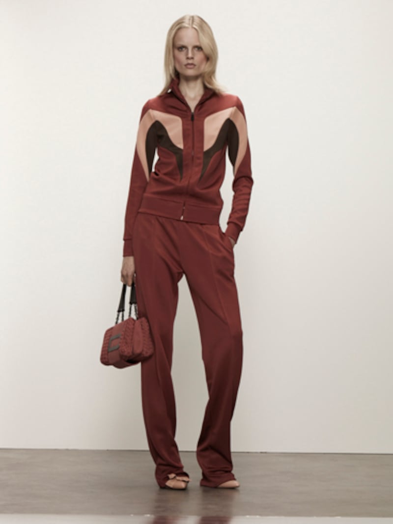 galleries/2012/06/28/lanvin-givenchy-resort-2013-the-10-most-expensive-sweatpants-photos/expensive-sweatpants-bottega-veneta_tecvav