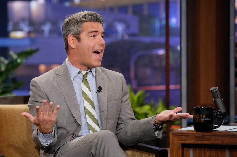 articles/2013/04/17/andy-cohen-to-host-cfda-awards-more-blackface-makeup-appears-in-vogue/Andy_Cohen_xppgjz