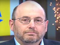 cheats/2017/03/18/arrest-made-in-twitter-strobe-light-attack-on-epileptic-journalist/170318-arrest-made-attack-eichenwald-cheat_zhk3uf