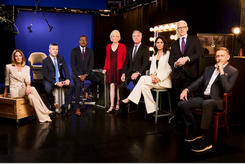 60 Minutes staff from before Bari Weiss’ tenure. From left to right Sharyn Alfonsi, L. Jon Wertheim, Bill Whitaker, Lesley Stahl, Scott Pelley, Cecilia Vega, Anderson Cooper and former executive producer Bill Owens.
