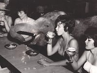 articles/2016/10/27/l-a-s-7-most-influential-restaurants/161026-rothbaum-Chez-Jay-tease_atgudx