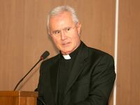 articles/2013/06/28/monsignor-500-nunzio-scarano-held-in-alleged-vatican-corruption-plot/130628-Nunzio-Scarano-tease_qqaztm