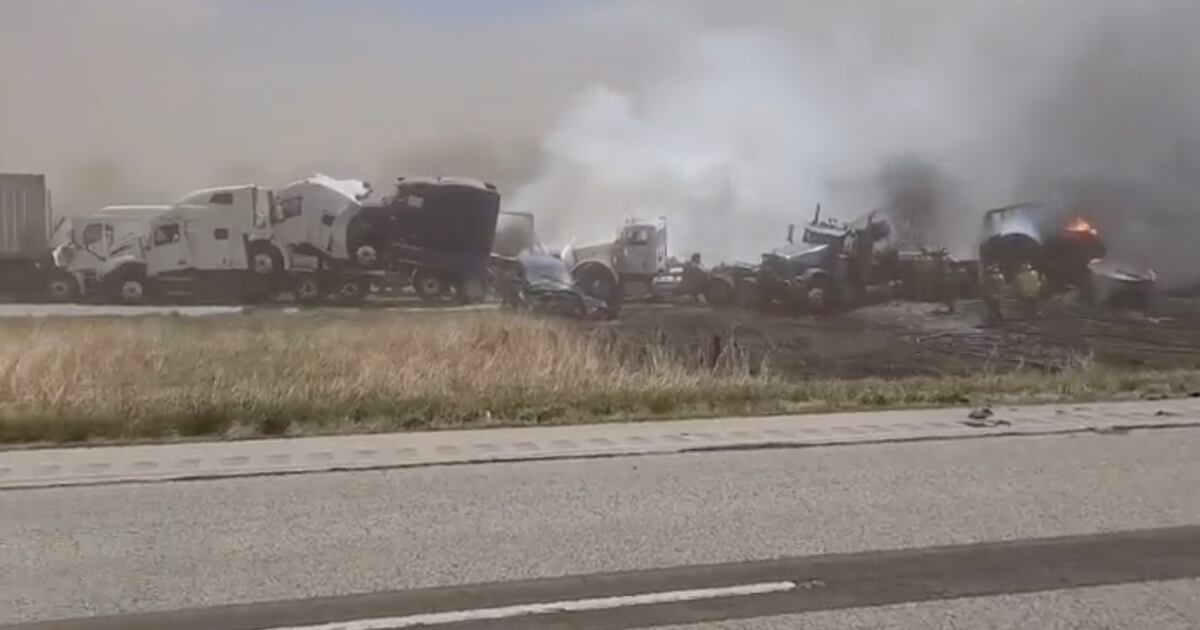 Six Dead After Illinois Dust Storm Causes 60-Car Pileup