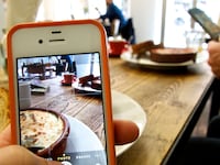 articles/2014/03/26/the-problem-with-food-porn-tourism/140325-nadeau-foodporn-tease_i6bilm