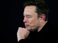 OpenAI has hit back at Elon Musk’s lawsuit, publishing emails which purport to show that he backed the artificial intelligence company creating a for-profit entity.