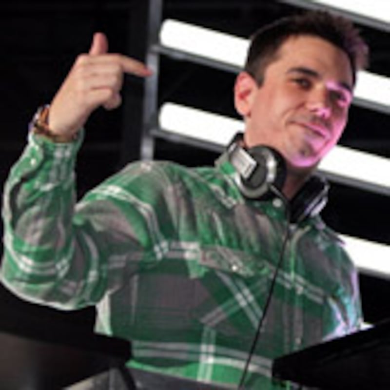 articles/2009/08/31/the-last-days-of-dj-am/davis-dj-am_46450_hxh5hy