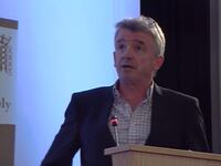 articles/2014/04/01/ryanair-boss-apologises-for-queen-sex-joke/140401-ryanair-sykes_ez9z5o