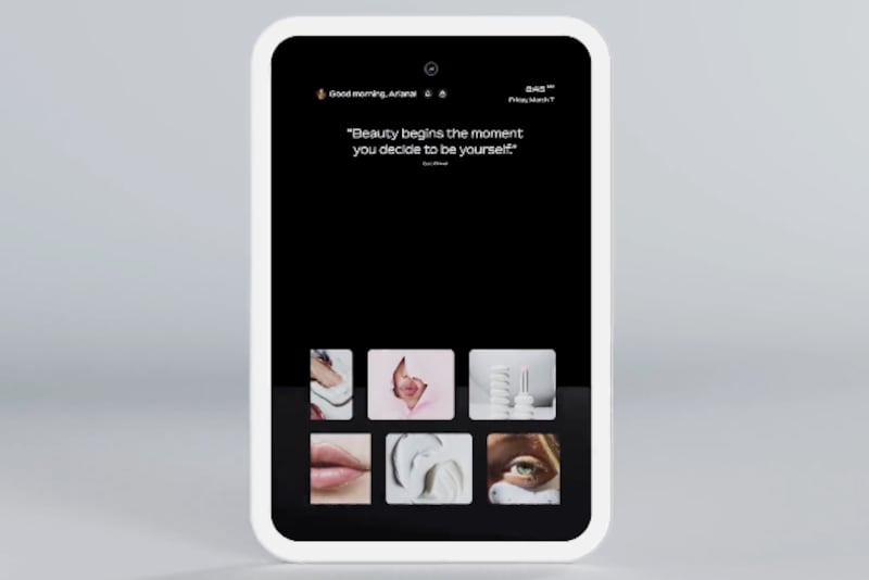 The Swan Beauty Smart Mirror