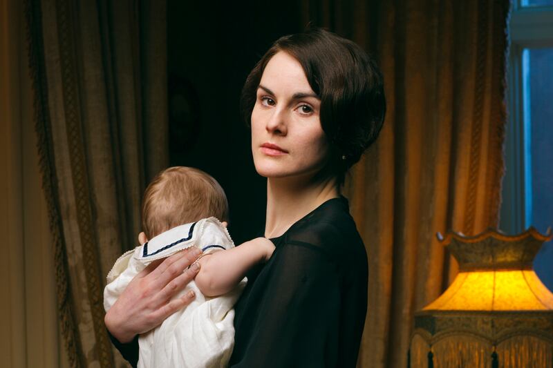 articles/2014/01/05/downton-abbey-returns-everyone-is-sad-and-so-are-we/140105-fallon-downton-tease-NEW_ddbjrg