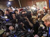 articles/2016/11/22/donald-trump-drags-media-into-his-parallel-paranoid-universe/161122-grove-trump-tease_zai4be