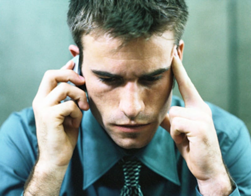 articles/2011/06/02/do-cell-phones-cause-infertility/begley-cell-phones_184726_netqbn