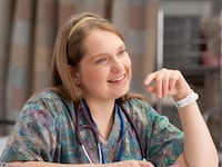 articles/2013/08/29/merritt-wever-on-nurse-jackie-new-girl-and-more/130821-merritt-wever-lynch-tease_fx82nf