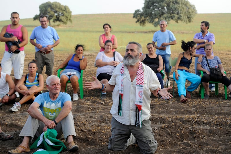 articles/2012/08/11/spanish-mayor-hailed-as-modern-day-robin-hood/Juan-manuel-sanchez-gordillo-spain--robin-hood_gf9wew