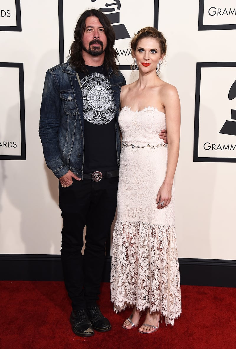 galleries/2015/02/08/and-madonna-came-as-a-bondage-french-maid-grammys-red-carpet-winners-and-losers/150208-grammy-red-carpet-grohl_ir4jx6