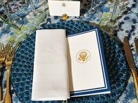articles/2017/02/07/why-media-organizations-shouldn-t-boycott-the-white-house-correspondents-dinner/170206-grove-media-dinner-tease_pg3scg
