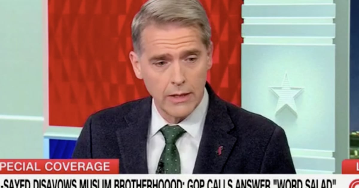 Scott Jennings wird von Katie Zacharia live auf CNN in die Schranken ...