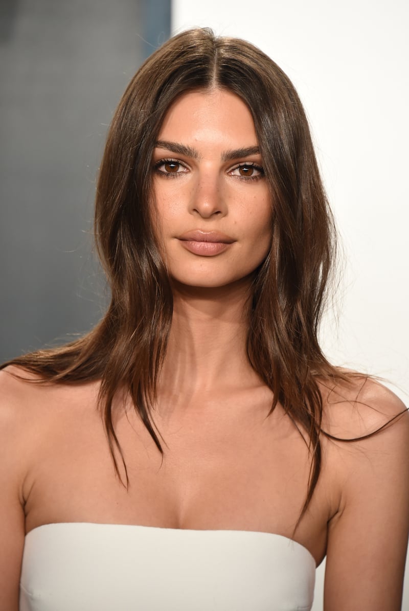 Emily Ratajkowski attends the 2020 Vanity Fair Oscar Party hosted by Radhika Jones at Wallis Annenberg Center for the Performing Arts on February 9, 2020, in Beverly Hills, California.