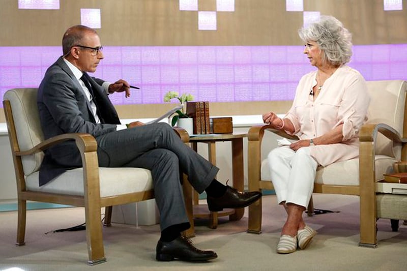 articles/2013/06/26/paula-deen-apologizes-again-on-today-do-you-forgive-her-yet/130626-Fallon-Paula-Deen-tease_ezmyp6