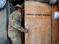 articles/2014/04/05/fixing-military-mental-healthcare/140405-siegel-millitary-mentalhealth-tease_epbw5u