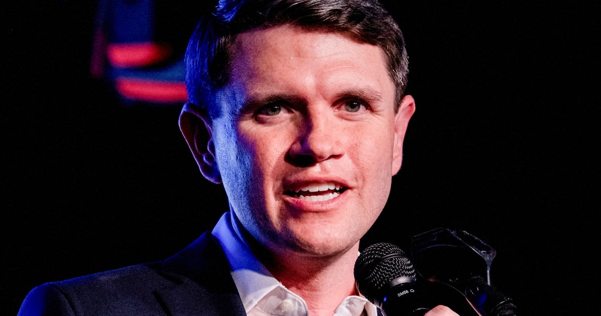 Dem Star Mocks MAGA’s Wild Conspiracy Theories