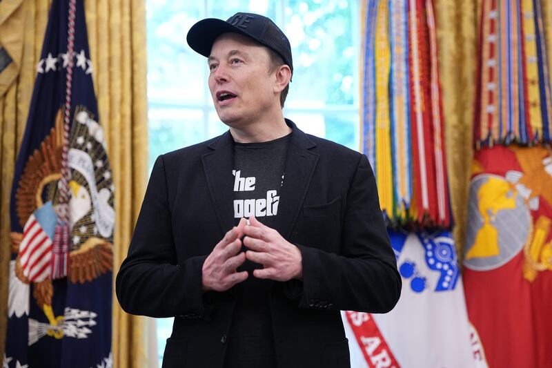 Elon Musk’s startup xAI was offered a $200 million ceiling contract from the Department of Defense.