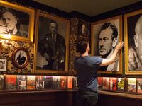 articles/2016/08/30/the-second-act-of-legendary-greenwich-village-bar-chumley-s/160829-drink-food-return-of-chumleys-tease_gf8eet